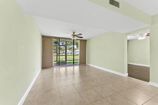 6205 Balboa Circle 102, Boca Raton, FL 33433