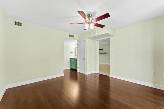 6205 Balboa Circle 102, Boca Raton, FL 33433