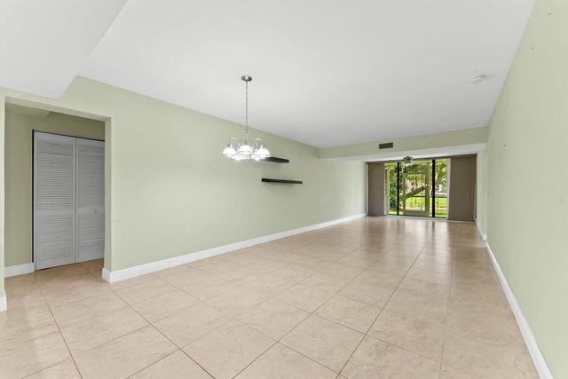 6205 Balboa Circle 102, Boca Raton, FL 33433