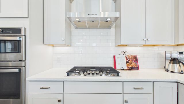 3498 Habenaria Road 10, Mount Pleasant, SC 29466