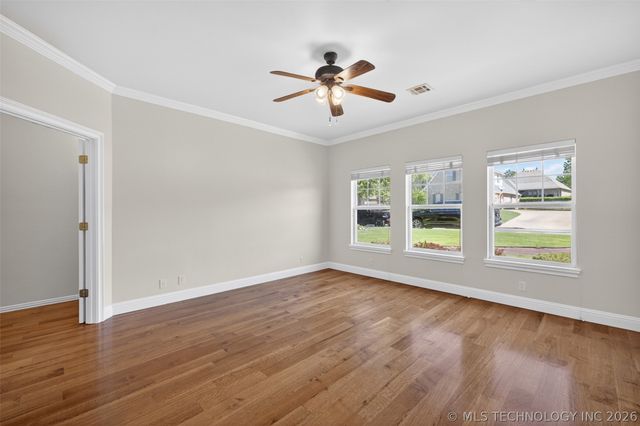 308 Waterford Street, Catoosa, OK 74015