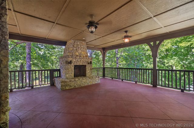 308 Waterford Street, Catoosa, OK 74015