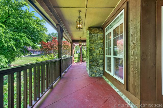 308 Waterford Street, Catoosa, OK 74015