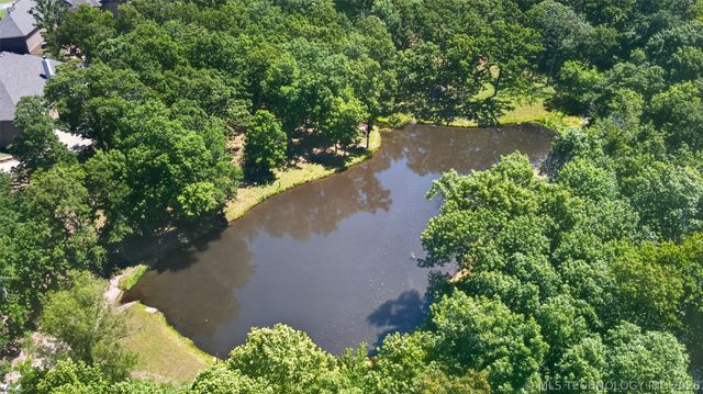 308 Waterford Street, Catoosa, OK 74015
