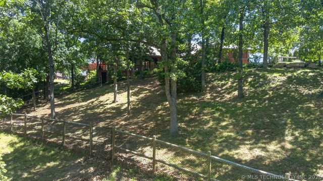 308 Waterford Street, Catoosa, OK 74015