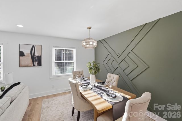 4314 Ivanhoe Place, Charlotte, NC 28205
