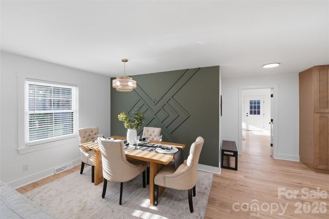 4314 Ivanhoe Place, Charlotte, NC 28205