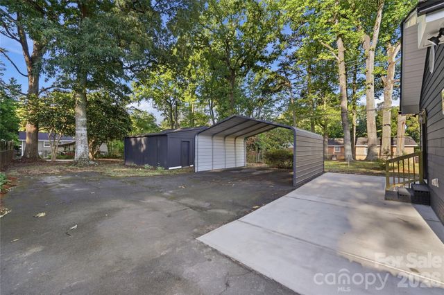 4314 Ivanhoe Place, Charlotte, NC 28205