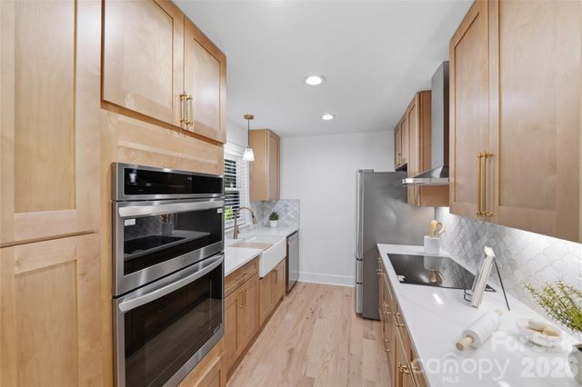 4314 Ivanhoe Place, Charlotte, NC 28205