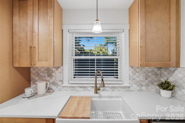 4314 Ivanhoe Place, Charlotte, NC 28205