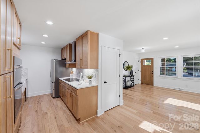 4314 Ivanhoe Place, Charlotte, NC 28205