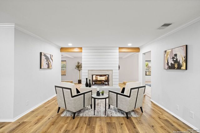 15809 HORSE CREEK ST, San Antonio, TX 78232