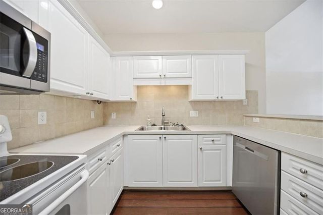 111 Stonegate Lane, Canton, GA 30114