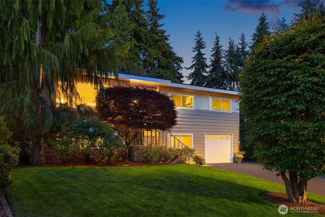23823 86th Avenue W, Edmonds, WA 98026