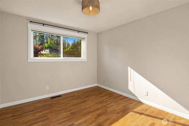 23823 86th Avenue W, Edmonds, WA 98026