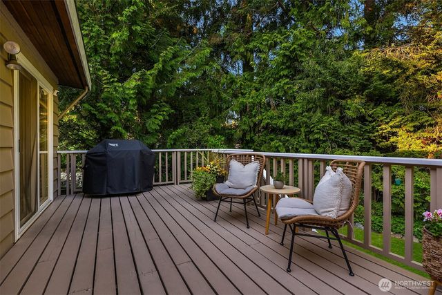 23823 86th Avenue W, Edmonds, WA 98026