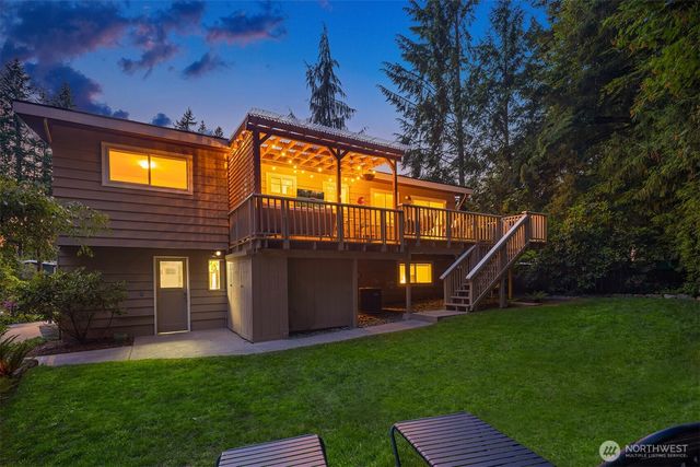 23823 86th Avenue W, Edmonds, WA 98026