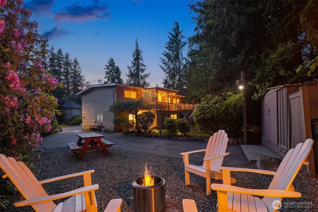23823 86th Avenue W, Edmonds, WA 98026