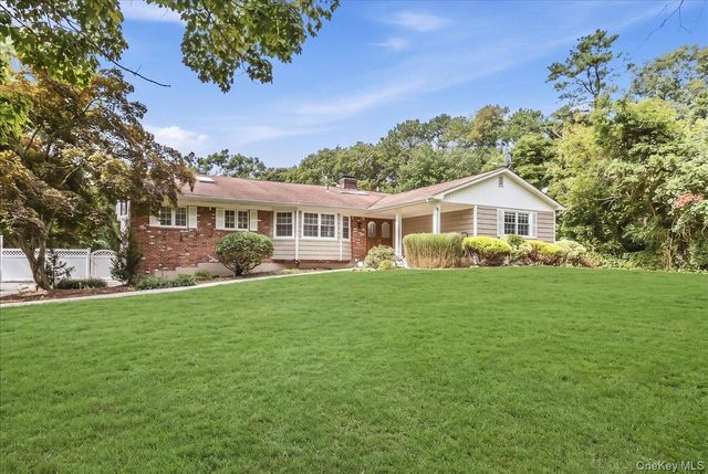 274 Marlin Street, Dix Hills, NY 11746