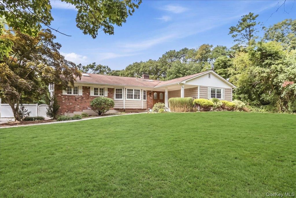 274 Marlin Street, Dix Hills, NY 11746 — photo 4