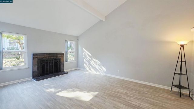 347 Scottsdale Rd, Pleasant Hill, CA 94523