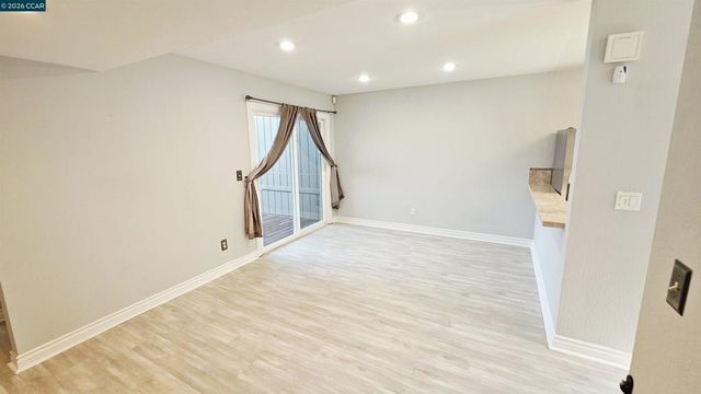 347 Scottsdale Rd, Pleasant Hill, CA 94523