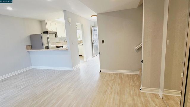 347 Scottsdale Rd, Pleasant Hill, CA 94523