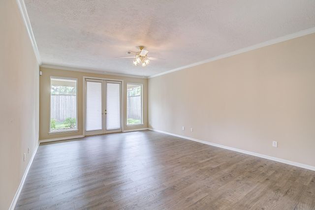 17323 Jackson Pines Drive, Houston, TX 77090