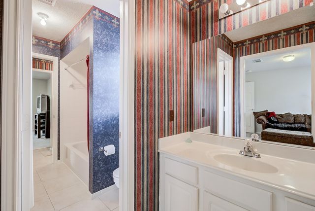 17323 Jackson Pines Drive, Houston, TX 77090