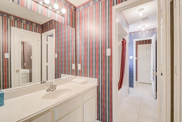 17323 Jackson Pines Drive, Houston, TX 77090