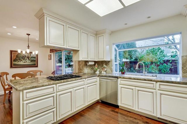 22014 Baxley Court, Cupertino, CA 95014