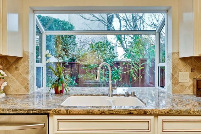 22014 Baxley Court, Cupertino, CA 95014