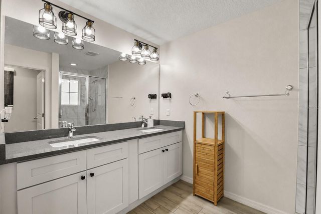 2338 S BROWN AVENUE, Orlando, FL 32806