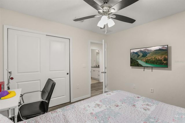 2338 S BROWN AVENUE, Orlando, FL 32806