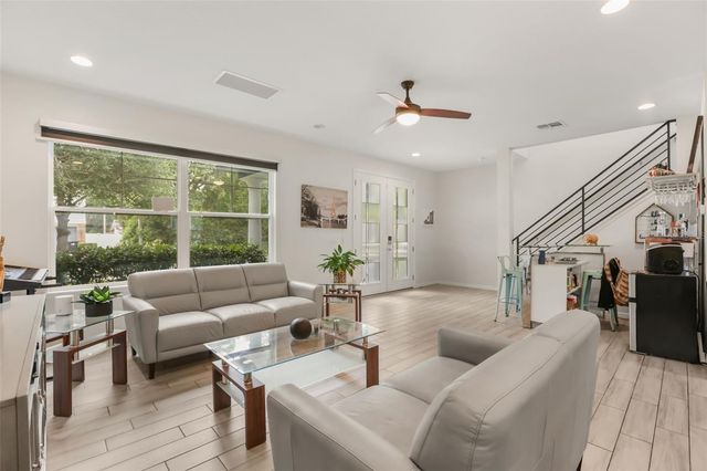2338 S BROWN AVENUE, Orlando, FL 32806