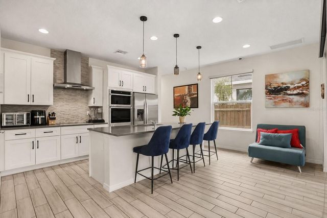 2338 S BROWN AVENUE, Orlando, FL 32806
