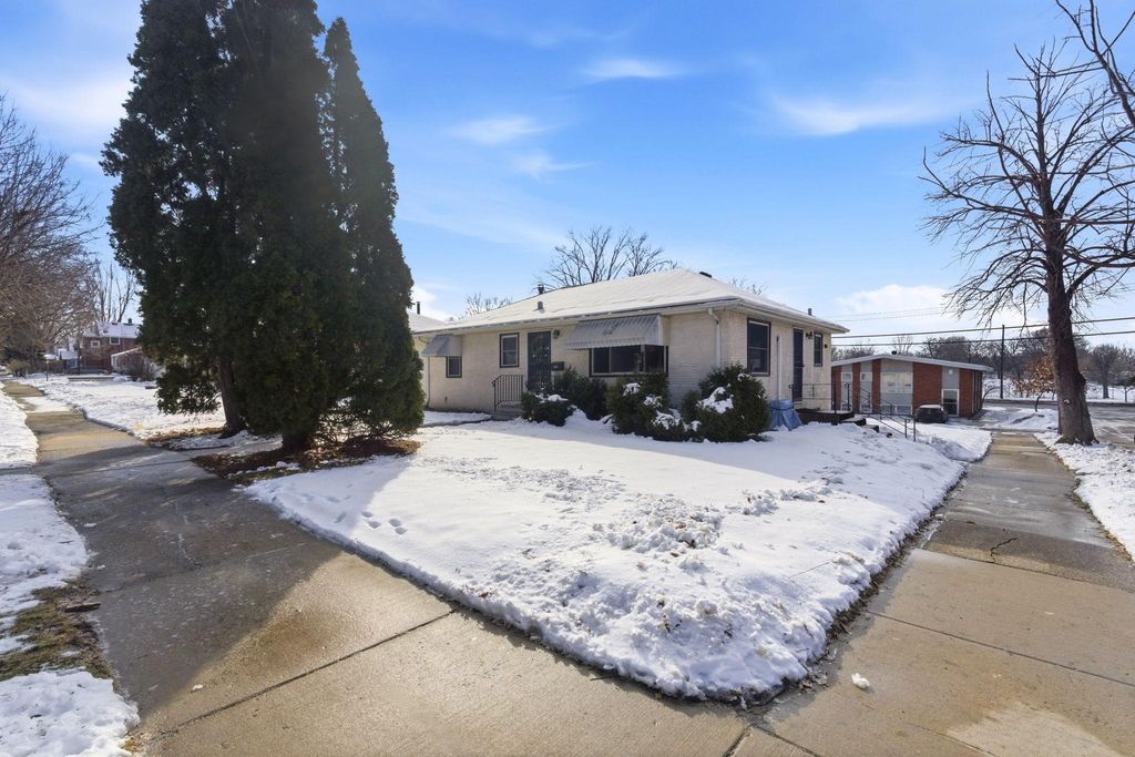 3358 Tyler Street NE, Minneapolis, MN 55418