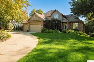 21505 Walnut Street, Elkhorn, NE 68022