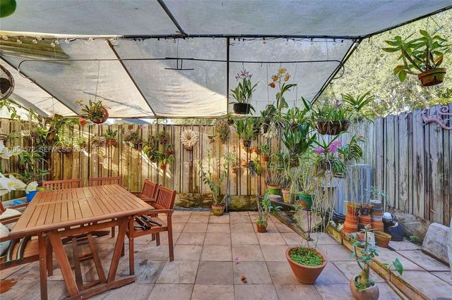 3302 Farragut St 5C, Hollywood, FL 33021