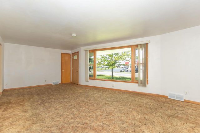 W2081 COUNTY ROAD S, Freedom, WI 54130