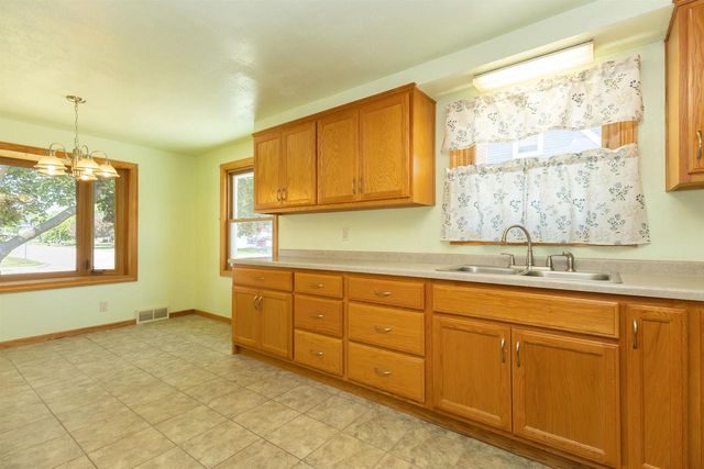 W2081 COUNTY ROAD S, Freedom, WI 54130