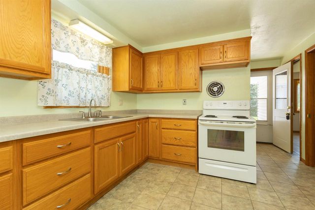 W2081 COUNTY ROAD S, Freedom, WI 54130