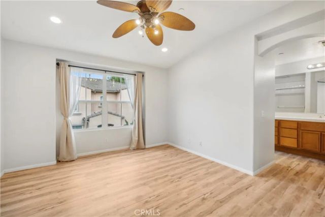 32 New Season, Irvine, CA 92602