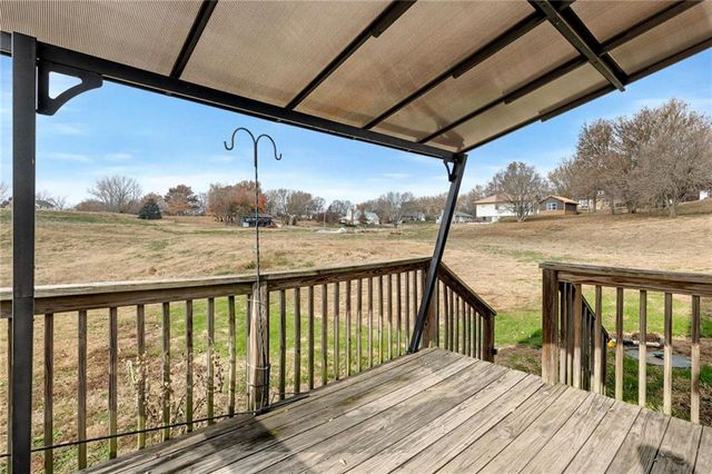 302 Dewey Avenue, Camden Point, MO 64018