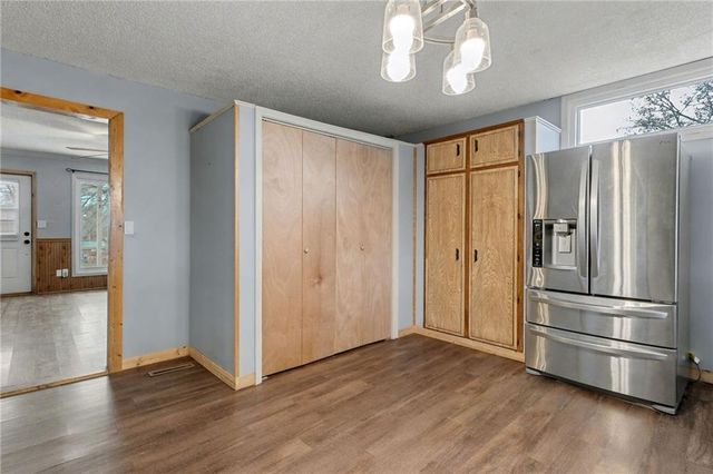 302 Dewey Avenue, Camden Point, MO 64018