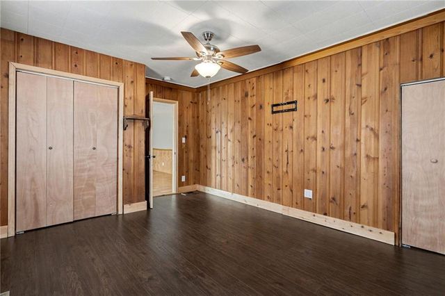 302 Dewey Avenue, Camden Point, MO 64018