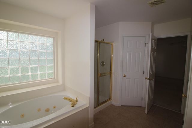 304 Peachtree Point Court, Cary, NC 27513