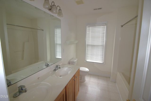 304 Peachtree Point Court, Cary, NC 27513