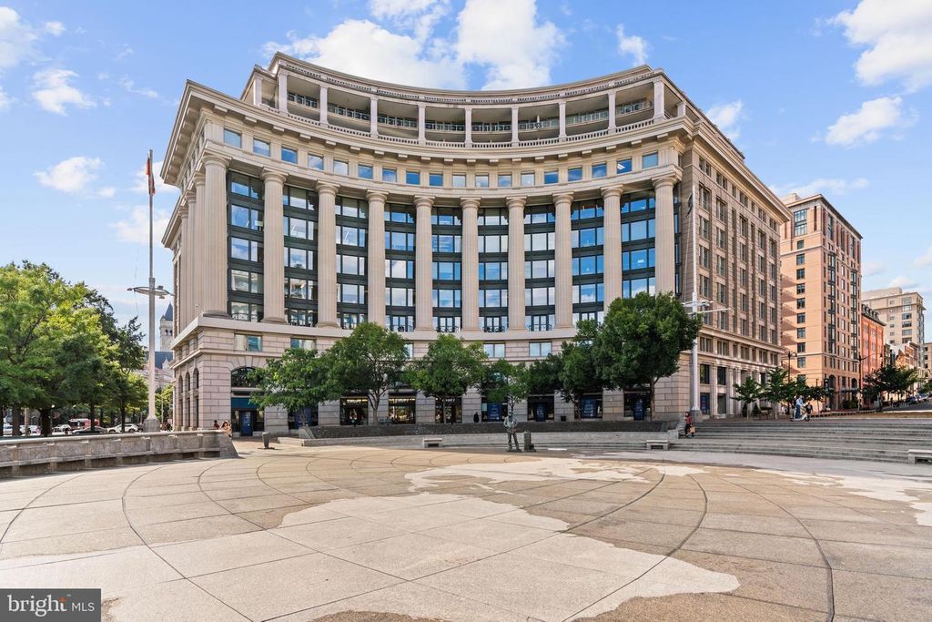 801 PENNSYLVANIA AVE NW #1218, Washington, DC 20003