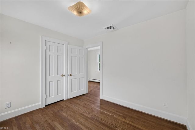 110 75th ST, Virginia Beach, VA 23451